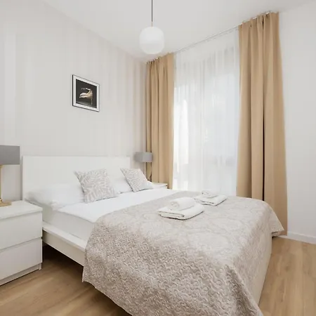 Elegant Near Paley And Medicover-handelsmana 1st *