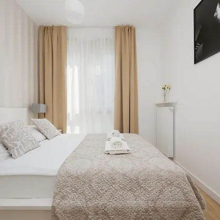 Elegant Near Paley And Medicover-handelsmana 1st *