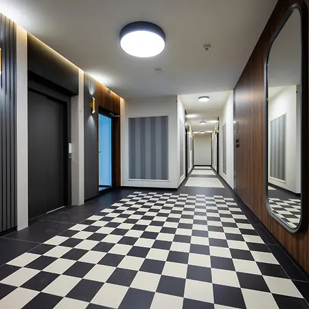 Elegant Near Paley And Medicover-handelsmana 1st Varsó