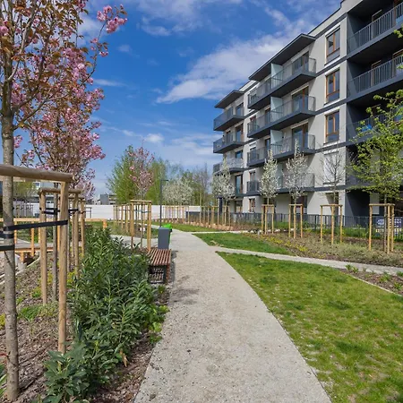 Elegant Near Paley And Medicover-handelsmana 1st Varsó