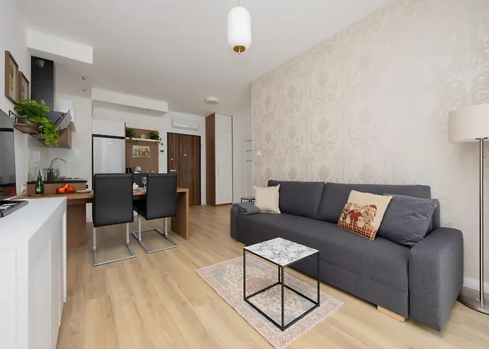 Elegant Near Paley And Medicover-handelsmana 1st Lejlighed *