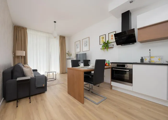 Elegant Near Paley And Medicover-handelsmana 1st Warszawa